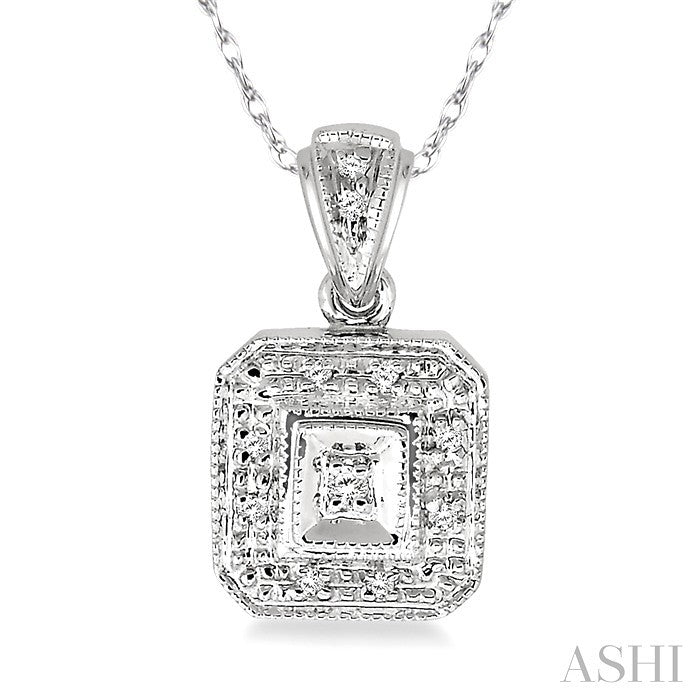 1/20 Ctw Round Cut Diamond Vintage Pendant in 14K White Gold with Chain