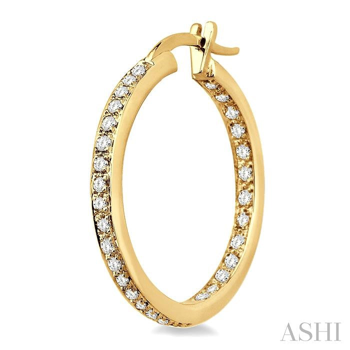 1/2 ctw Round Cut Diamond Hoop Earrings in 14K Yellow Gold