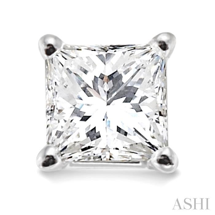 1 1/2 Ctw Princess Cut Diamond Stud Earrings in 14K White Gold