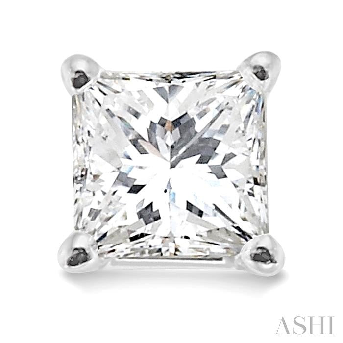 1 1/2 Ctw Princess Cut Diamond Stud Earrings in 14K White Gold