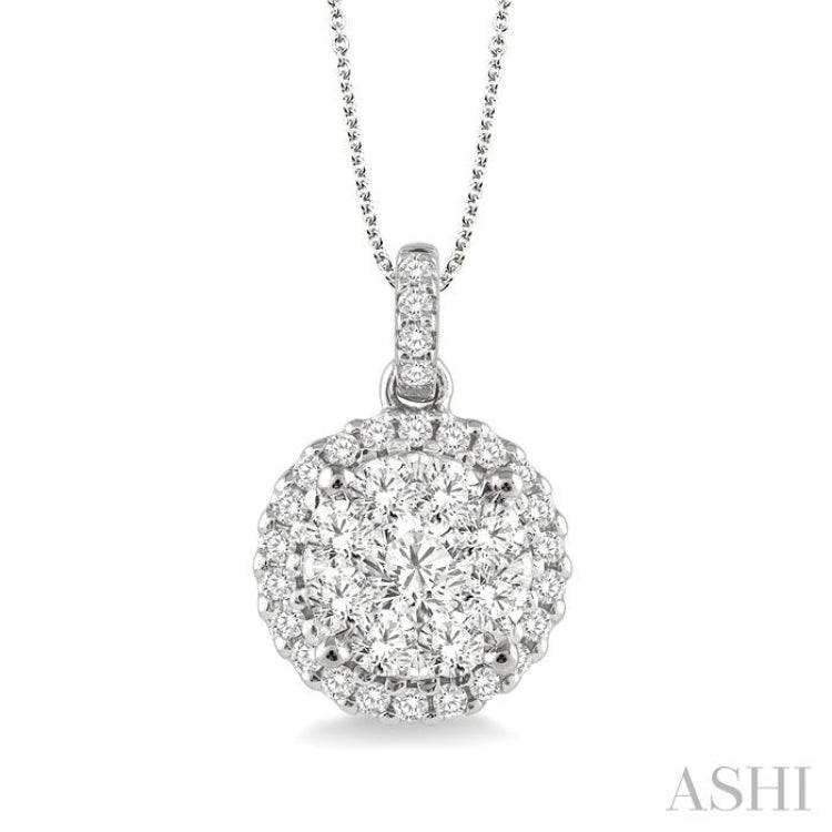 Round Shape Halo Lovebright Essential Diamond Pendant