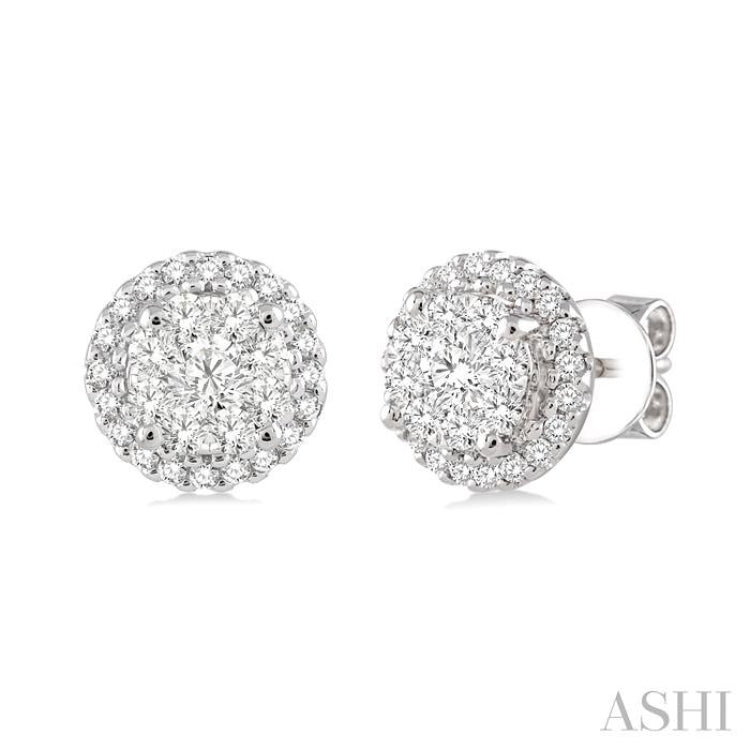 Round Shape Halo Lovebright Essential Diamond Earrings