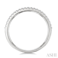 1/5 Ctw Round Cut Diamond Wedding Band in 14K White Gold