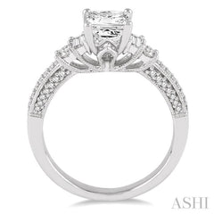 Princess Shape Diamond Engagement Ring