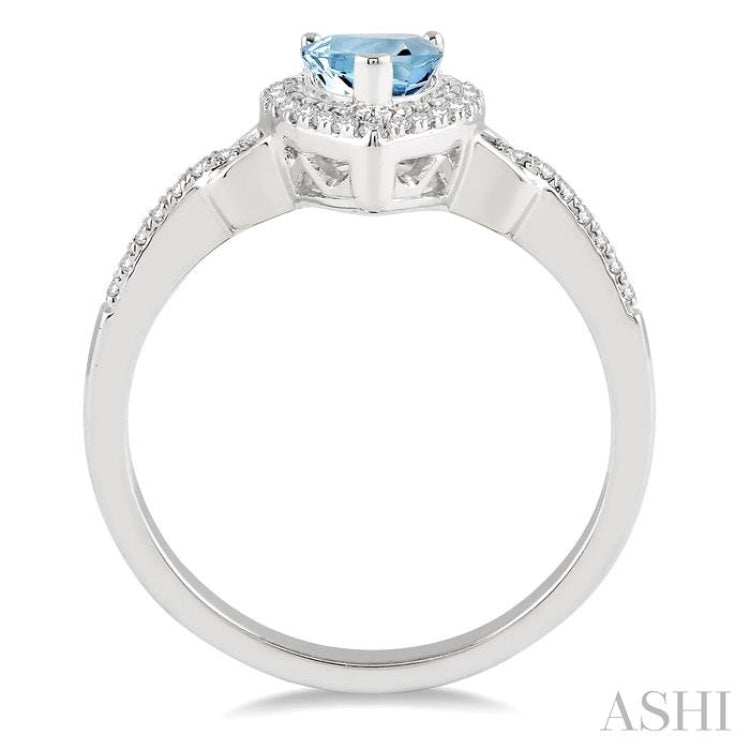 7x5 MM Pear Shape Aquamarine and 1/6 Ctw Round Cut Diamond Ring in 14K White Gold