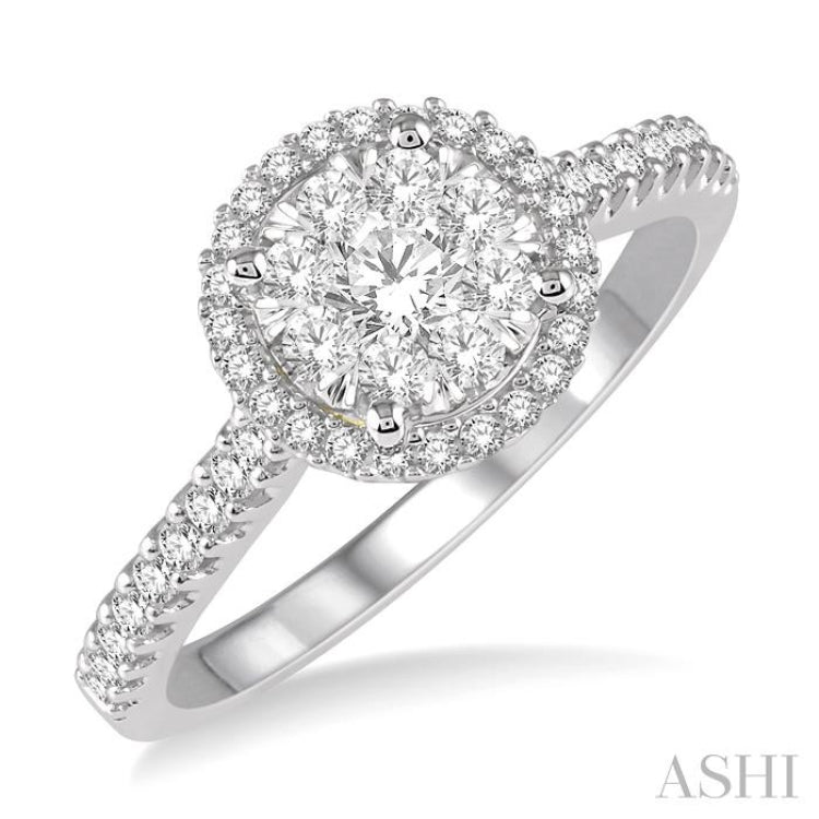 Halo Lovebright Essential Diamond Engagement Ring