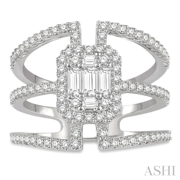 Halo Fusion Diamond Fashion Ring