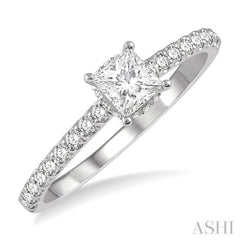 Princess Shape Diamond Engagement Ring