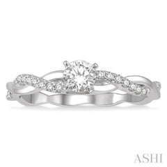 Round Shape Semi-Mount Diamond Engagement Ring