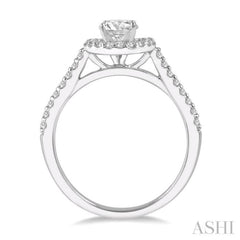 Round Shape Halo Diamond Engagement Ring