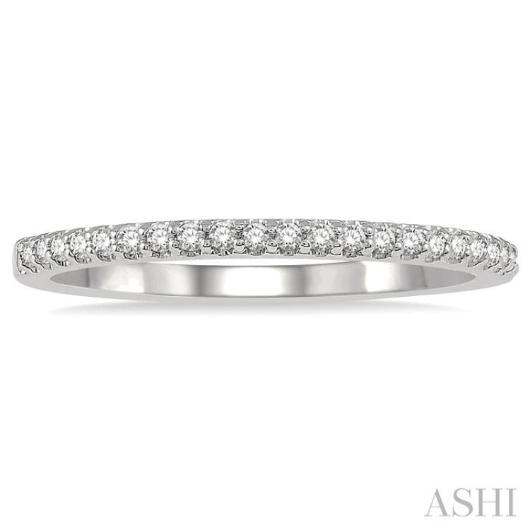 1/10 Ctw Round Cut Diamond Wedding Band in 14K White Gold