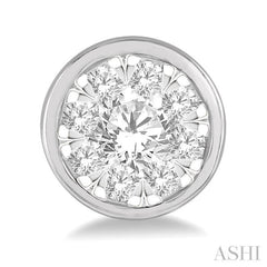 Round Shape Lovebright Essential Diamond Stud Earrings