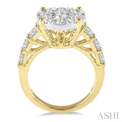 Lovebright Essential Diamond Engagement Ring