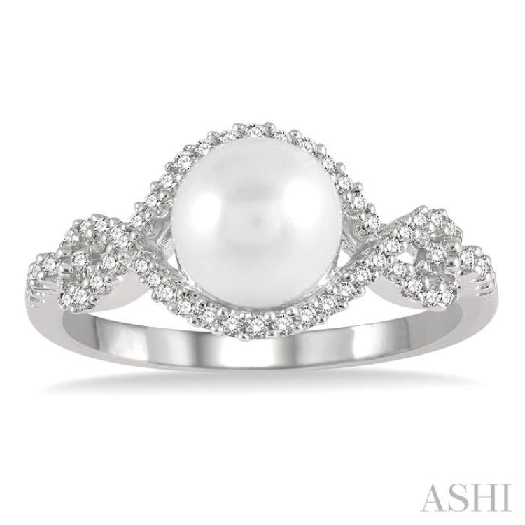 Pearl & Halo Diamond Fashion Ring