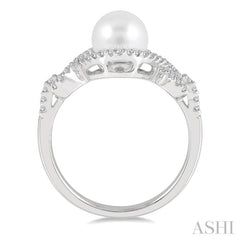 Pearl & Halo Diamond Fashion Ring