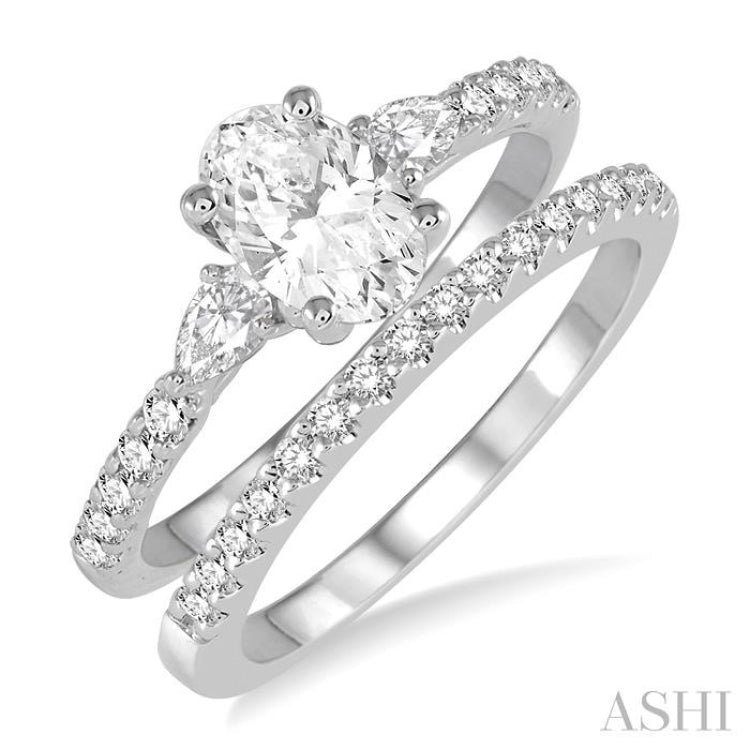 Oval Shape Diamond Wedding Set