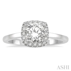 Round Shape Halo Diamond Engagement Ring