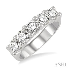 Round Shape 5 Stone Diamond Wedding Band