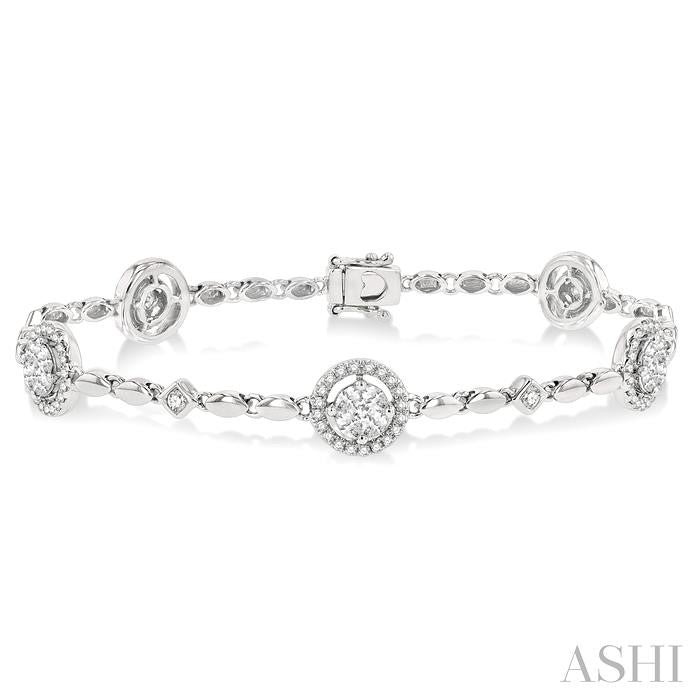 1 1/2 ctw Diamond Link Bracelet in 14K White Gold