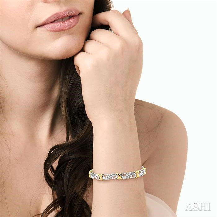 1/2 ctw Single Cut Diamond Fancy Bracelet in 10K white and yellow Gold