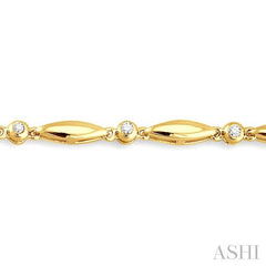 1/4 ctw Boat Shape Round Cut Diamond Bracelet in 10K Yellow Gold