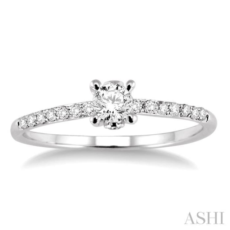 Round Shape Diamond Engagement Ring