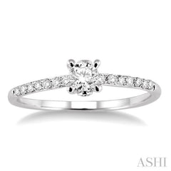 Round Shape Diamond Engagement Ring