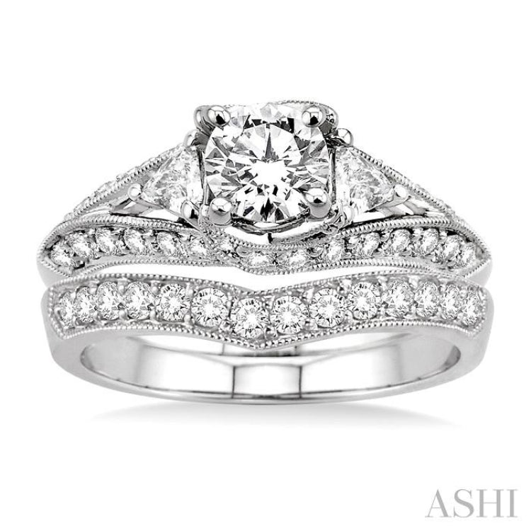 Round Shape Diamond Wedding Set