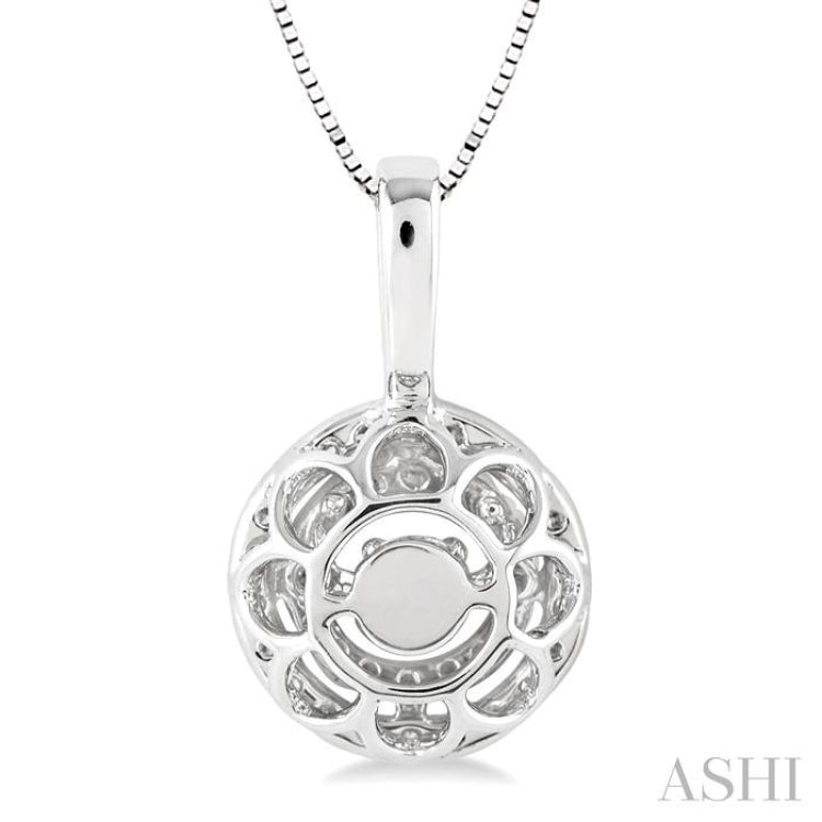 Round Shape Emotion Halo Diamond Pendant