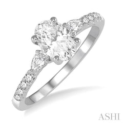 Oval Shape Diamond Engagement Ring