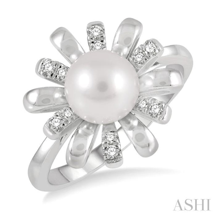 Pearl & Diamond Fashion Ring