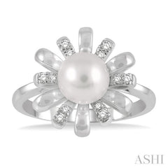 Pearl & Diamond Fashion Ring