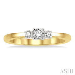 Round Shape Past Present & Future Diamond Engagement Ring