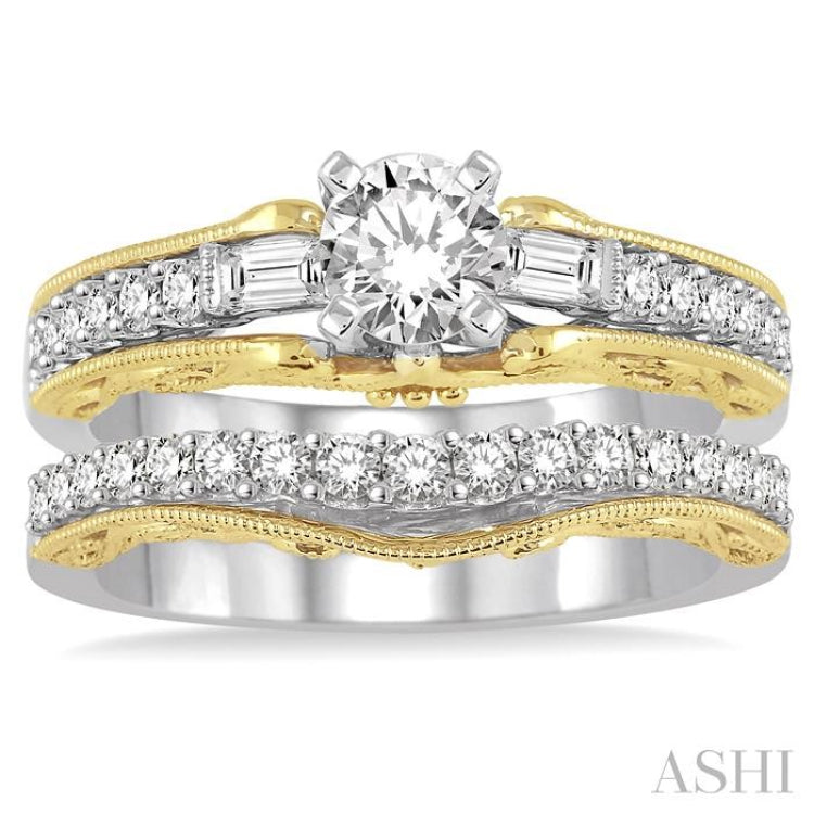 Round Shape Diamond Wedding Set