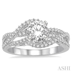 Round Shape Diamond Engagement Ring