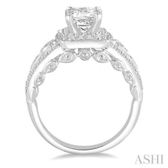 Princess Shape Diamond Engagement Ring