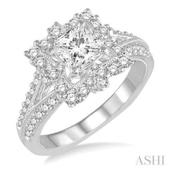 Princess Shape Diamond Engagement Ring