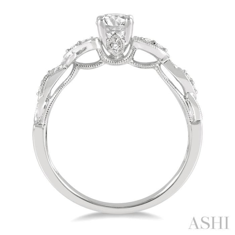 Round Shape Semi-Mount Diamond Engagement Ring