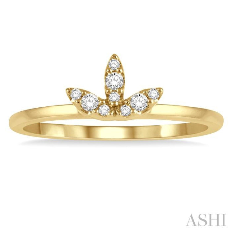 Stackable Leaf Petite Diamond Fashion Ring