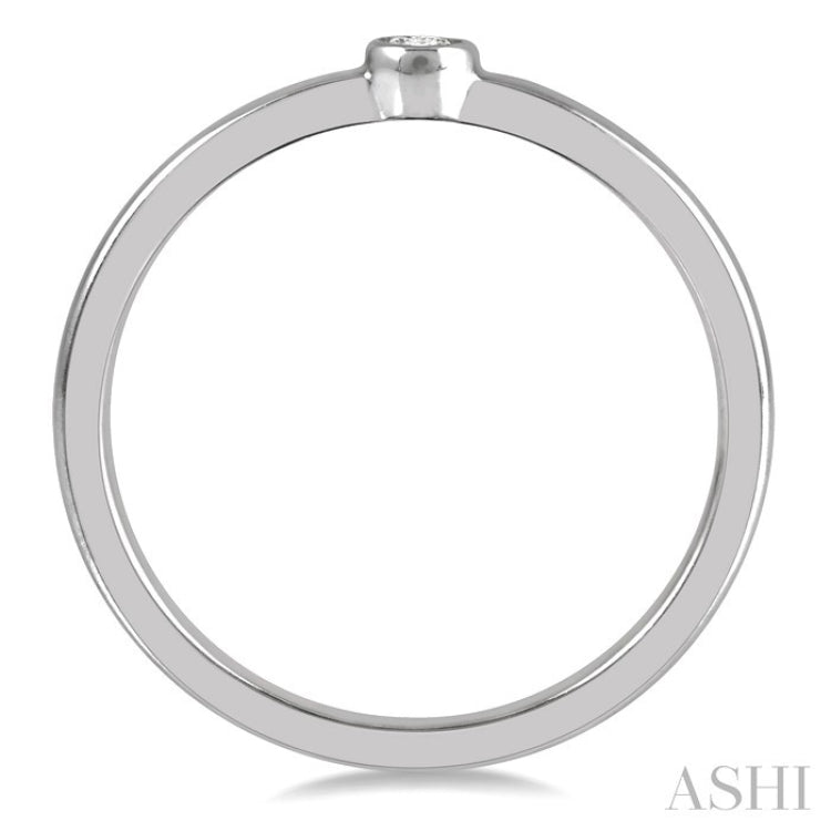 1/20 Ctw Lightweight Bezel Set Round Cut Diamond Petite Ring in 10K White Gold