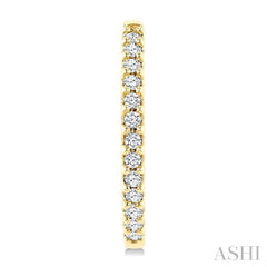1/5 Ctw Round Cut Diamond Hoop Earrings in 10K Yellow Gold