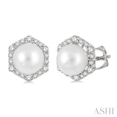 Pearl & Halo Diamond Fashion Earrings