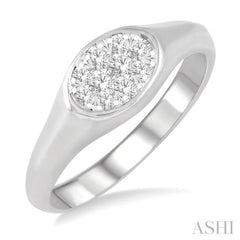 Oval Shape East-West Lovebright Essential Diamond Signet Ring