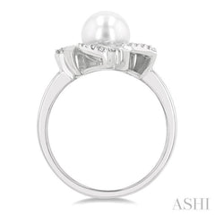 Silver Pearl & Diamond Ring