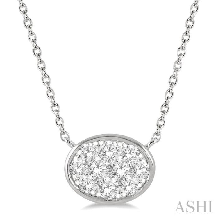 Oval Shape East-West Lovebright Essential Diamond Necklace