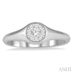 Round Shape Lovebright Essential Diamond Signet Ring