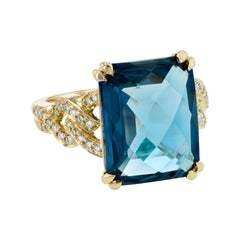 14KT Gold Ladies Blue Topaz Fashion Ring