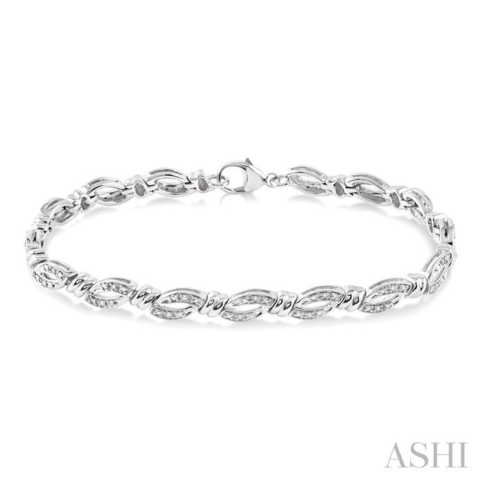 1/6 Ctw Knot Shape Round Cut Diamond Bracelet in Sterling Silver