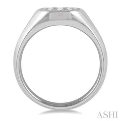 Oval Shape East-West Lovebright Essential Diamond Signet Ring