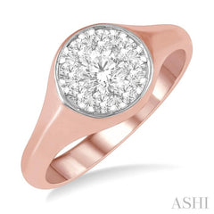 Round Shape Lovebright Essential Diamond Signet Ring